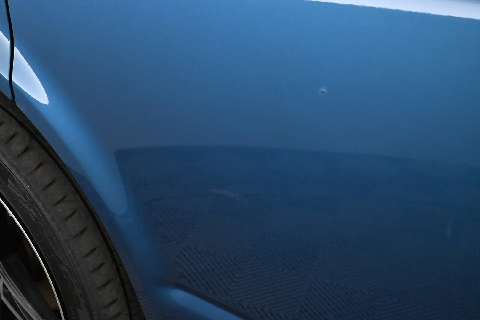 Car Image - Y86bPBBCvG145u9bKF2ND