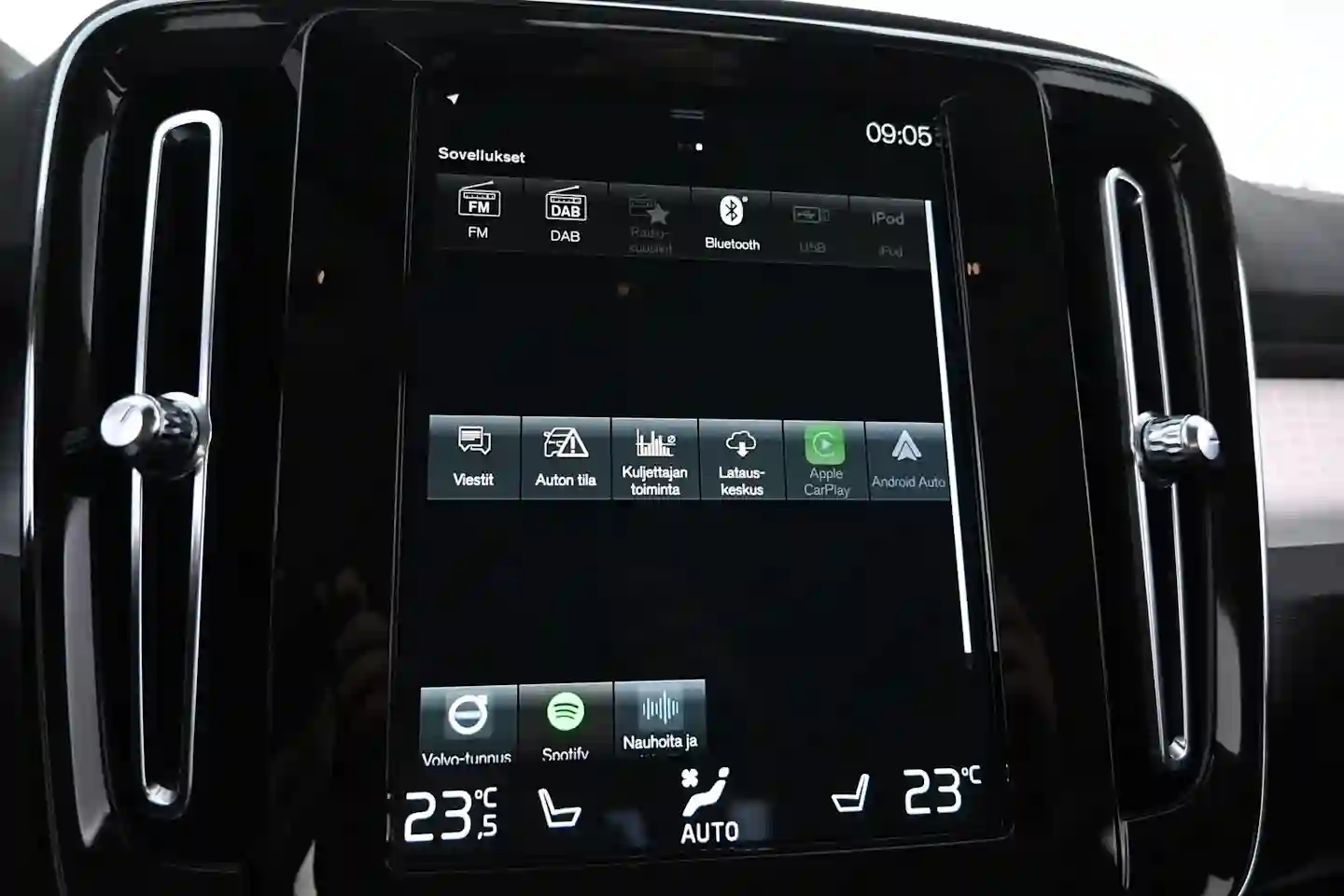 Car Image - 1QAk8GcuO3pWTl0LXqV3Wi