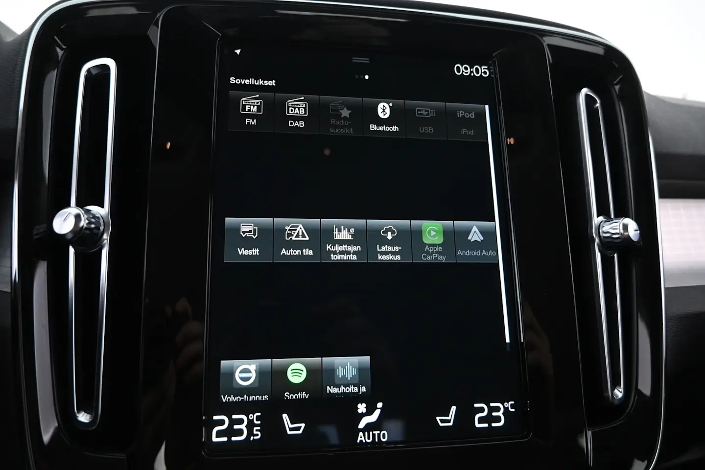 Car Image - 1QAk8GcuO3pWTl0LXqV3Wi