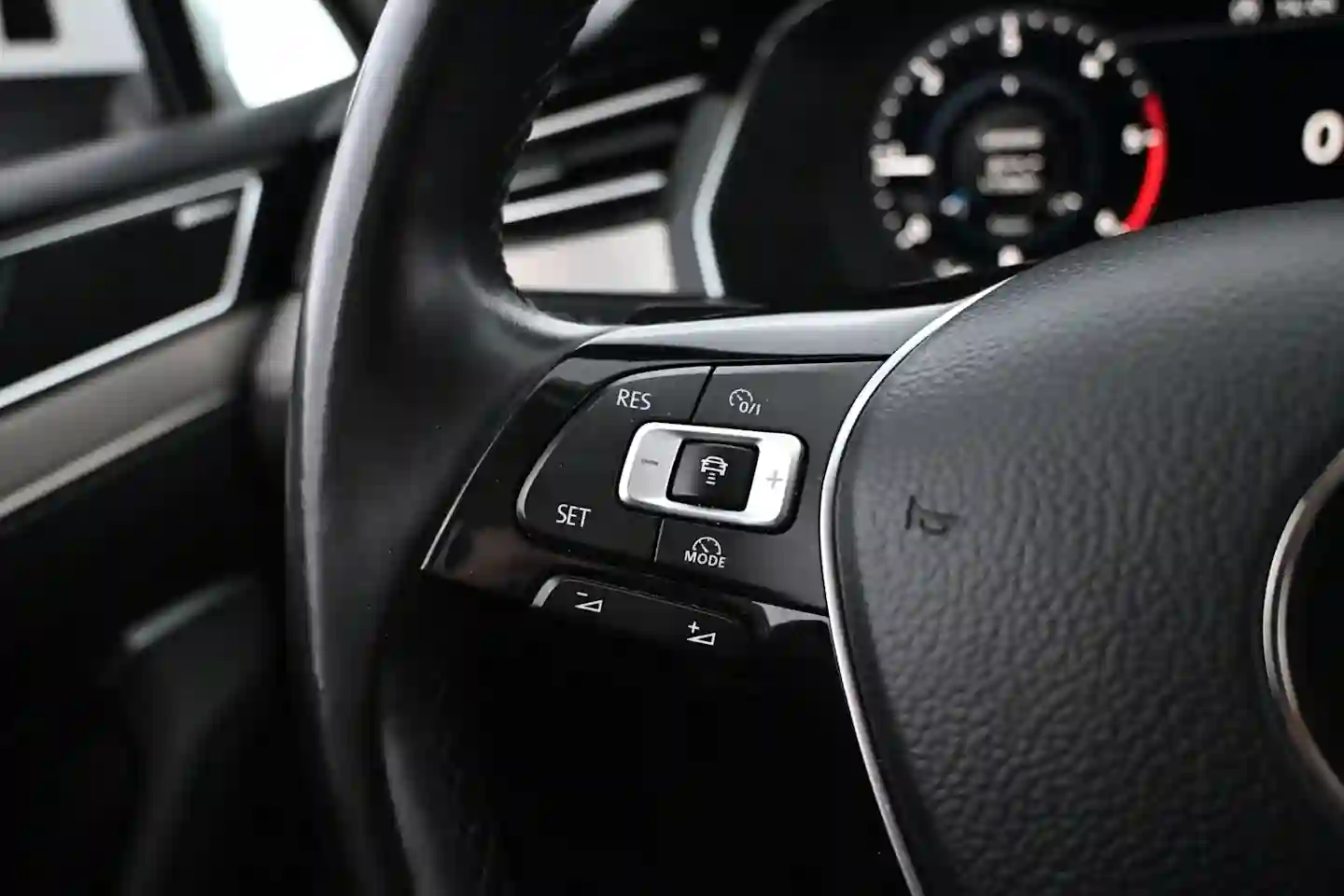 Car Image - 6BphN6vWbMLKPBJg4uMnvz