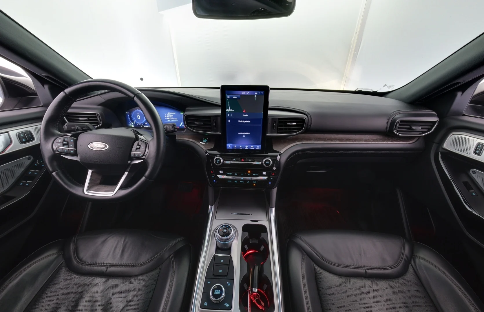 Car Image - 2CzhtYC7mjHMNw6c4Md3LH