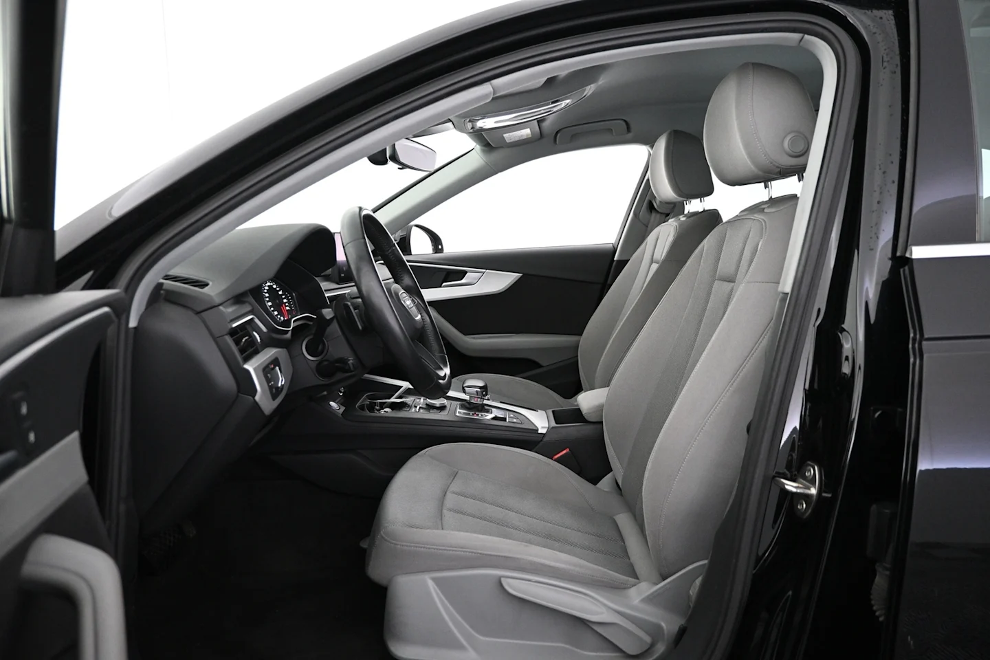 Car Image - 7Ji2oQ9T0EyNeCa5CV9ZKj