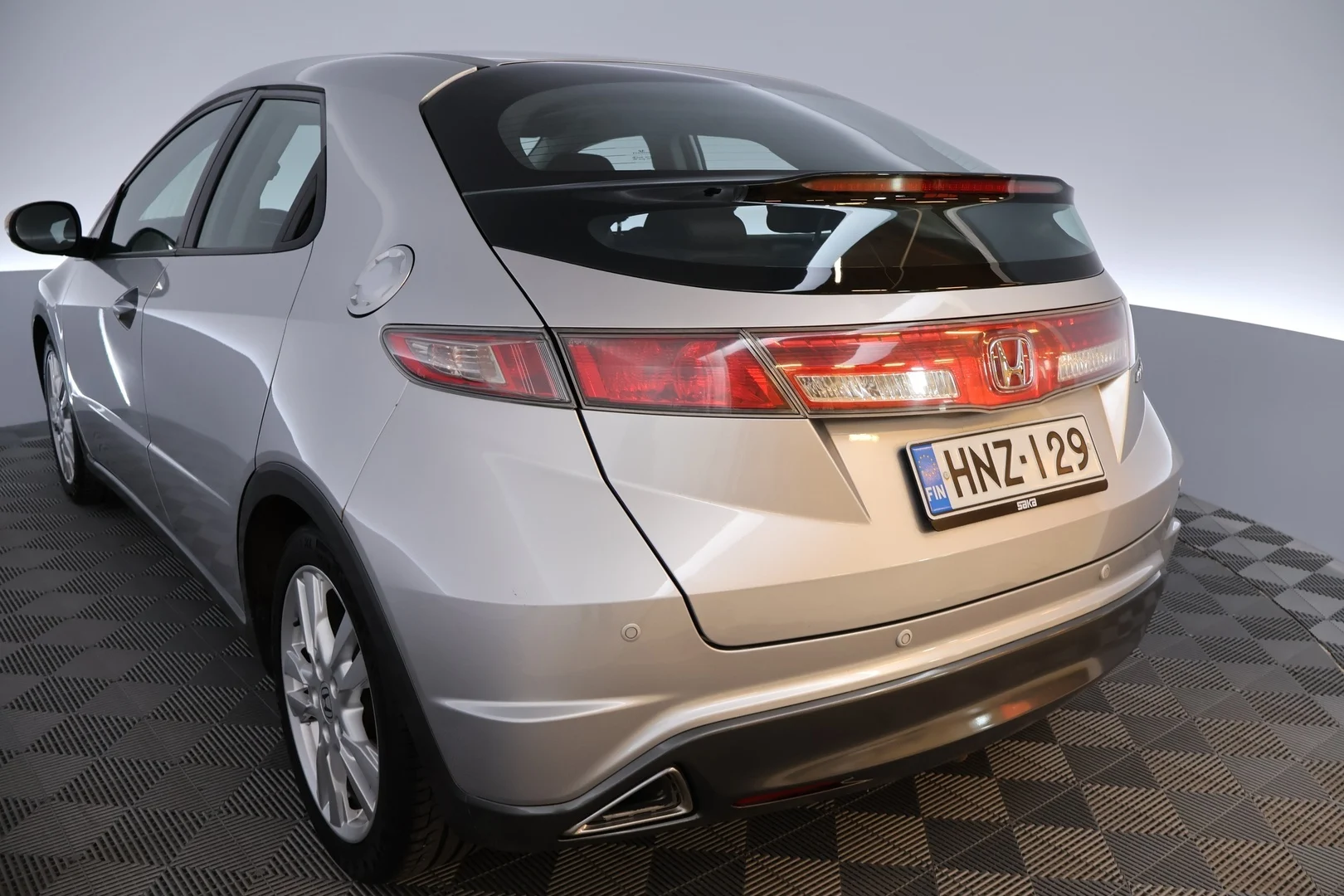 Car Image - 5fwi4MthWIFWmdEtRbaTYI