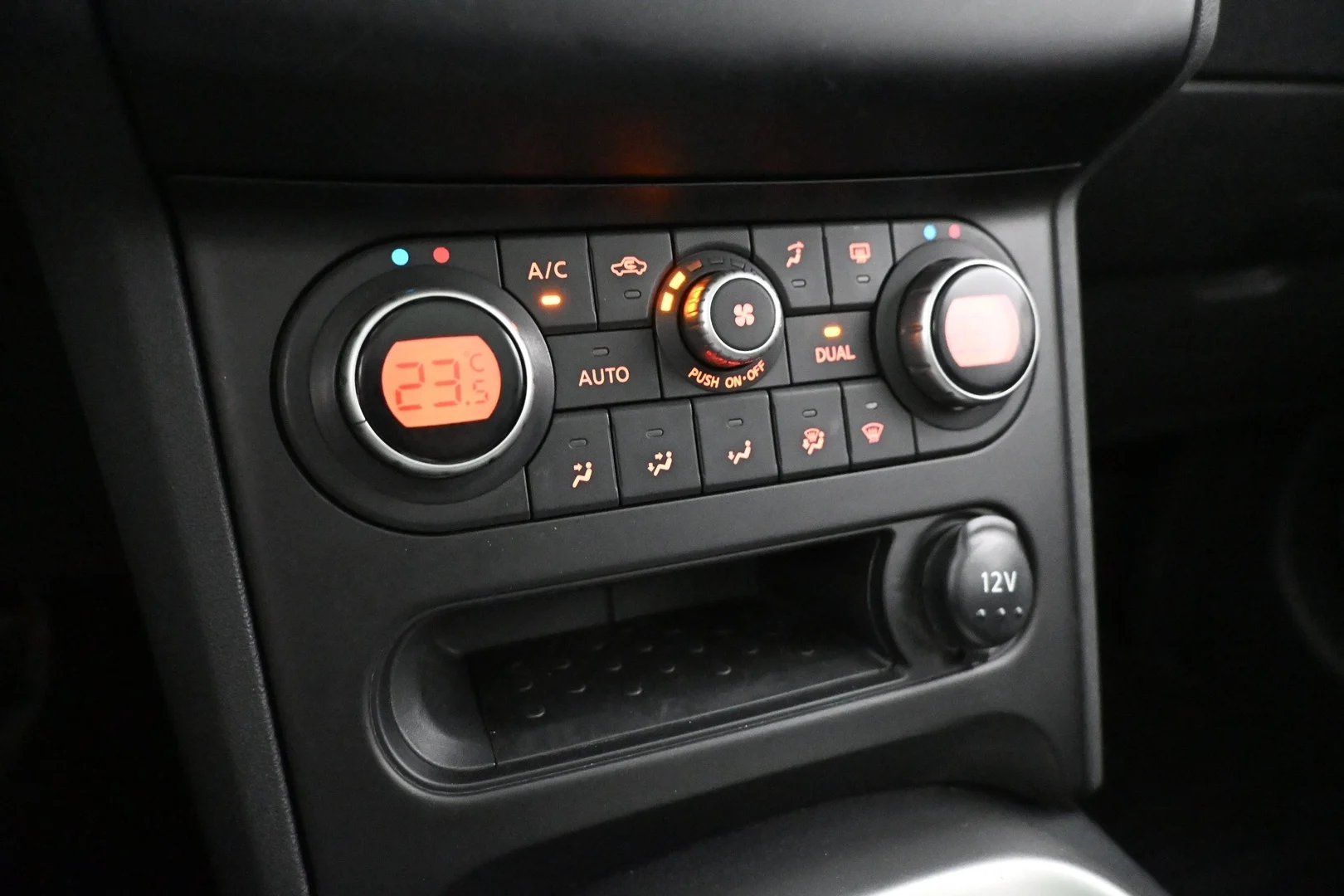 Car Image - 6JrN3gJiWmBSFj141RD389