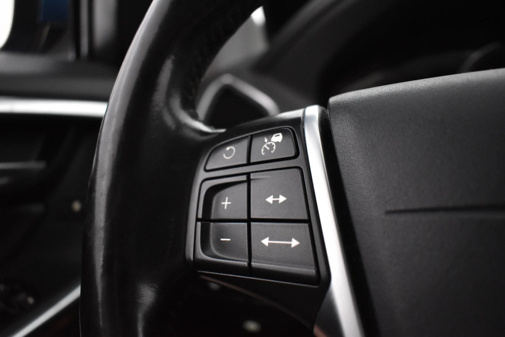 Car Image - 2V52g5Wh8DmWSjt8Ng4Ad3
