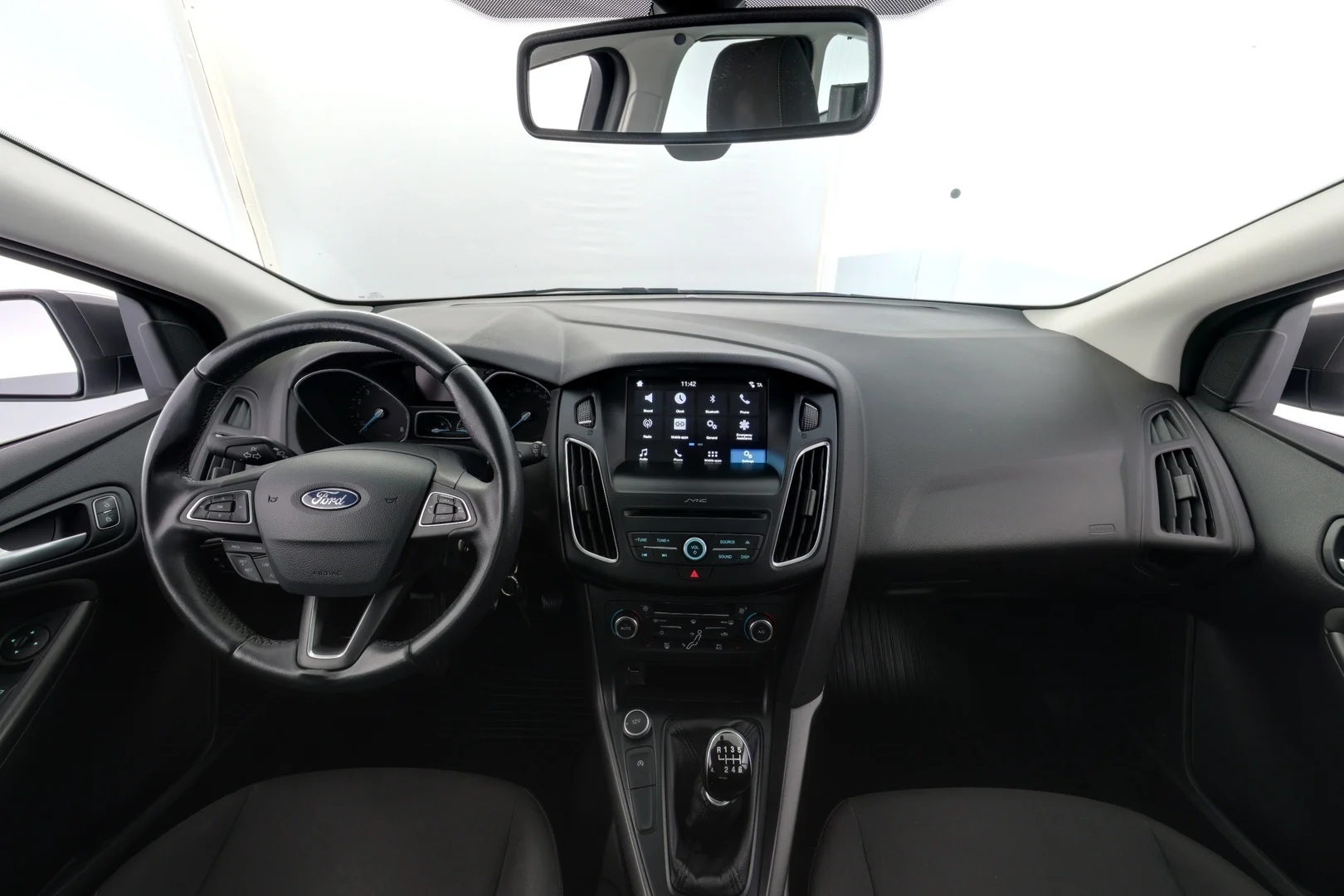 Car Image - 014q648F3KIzCJfE1QmoCh
