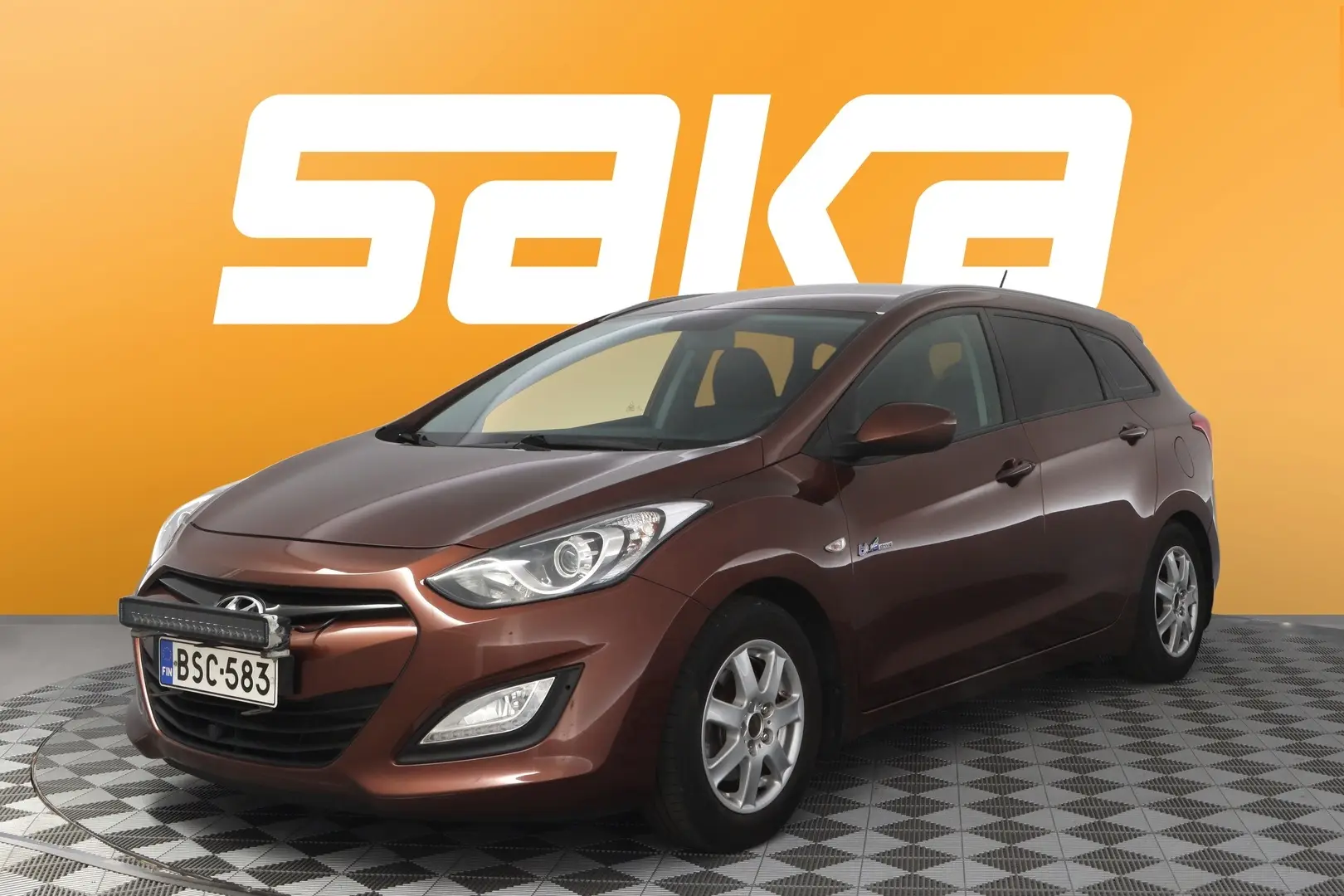 Car Image - 4ybmi9bRyEIp82pmMMiUbs