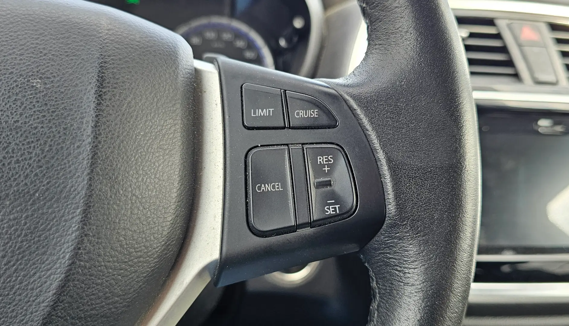 Car Image - 2PXYMMDZtPmZteJs0Up9Xj