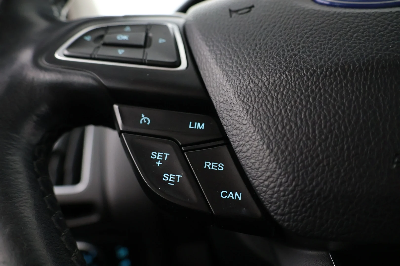 Car Image - 2W5QGv9oSNmCoGiWUTURFO