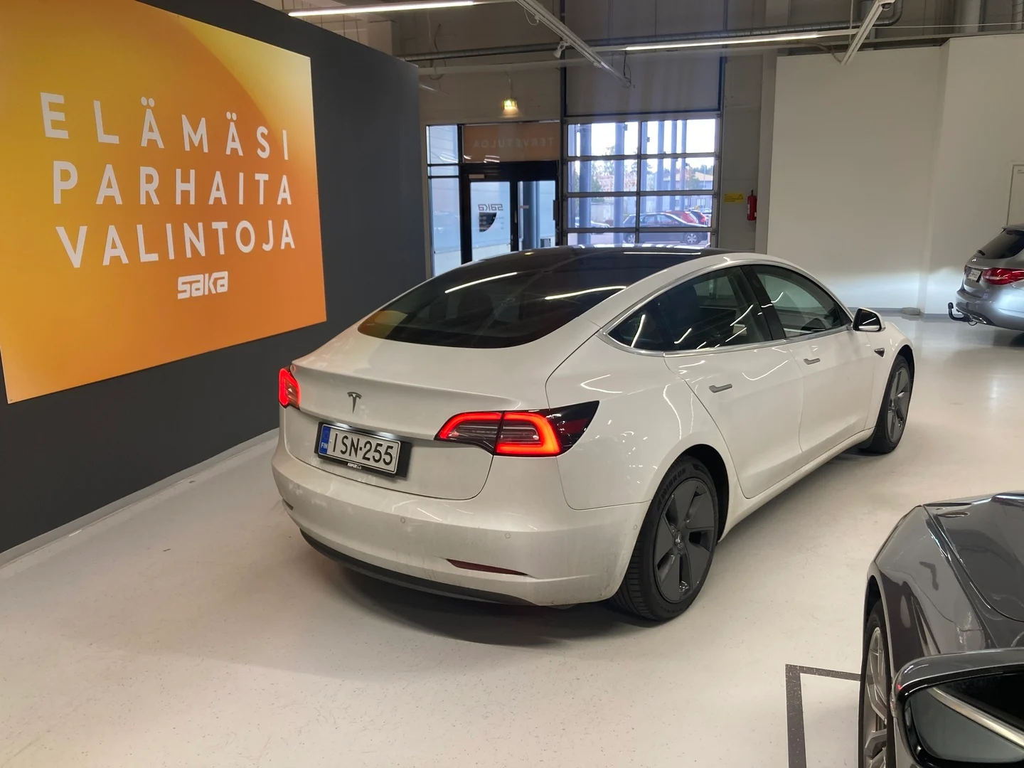Car Image - u1XLQTNWDhZiRbTiBY3a8