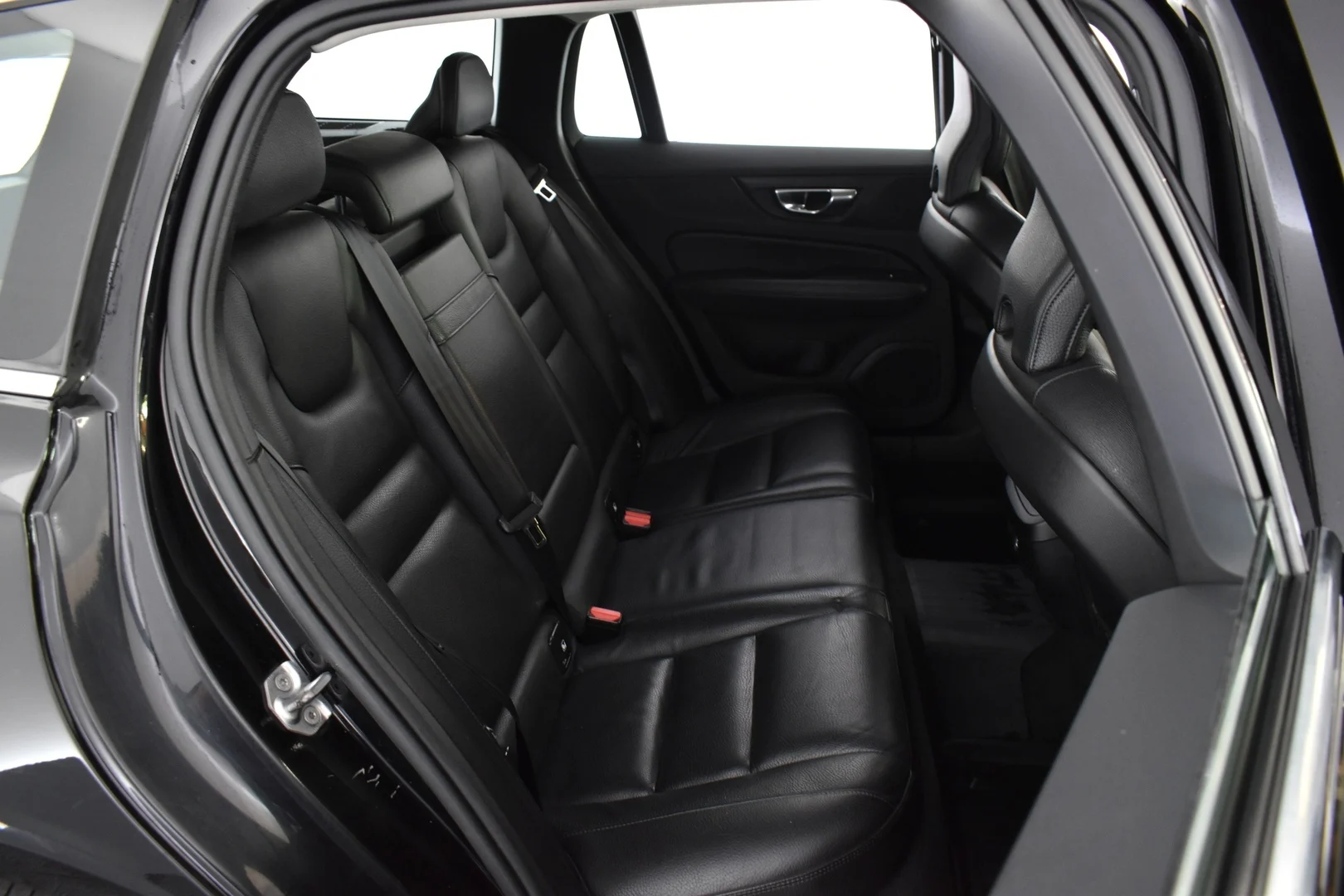 Car Image - 6H91HwSXrjFROVHzE1MAne