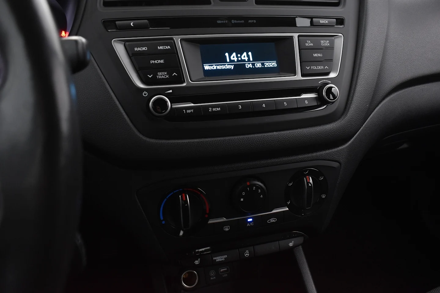 Car Image - 3L1OfCiLePzKxwrYpHSXgj