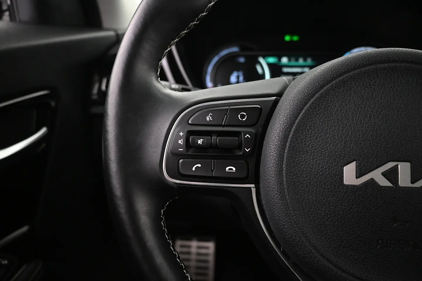 Car Image - 7DX74ZSvRXIo8tsaxgwY3p