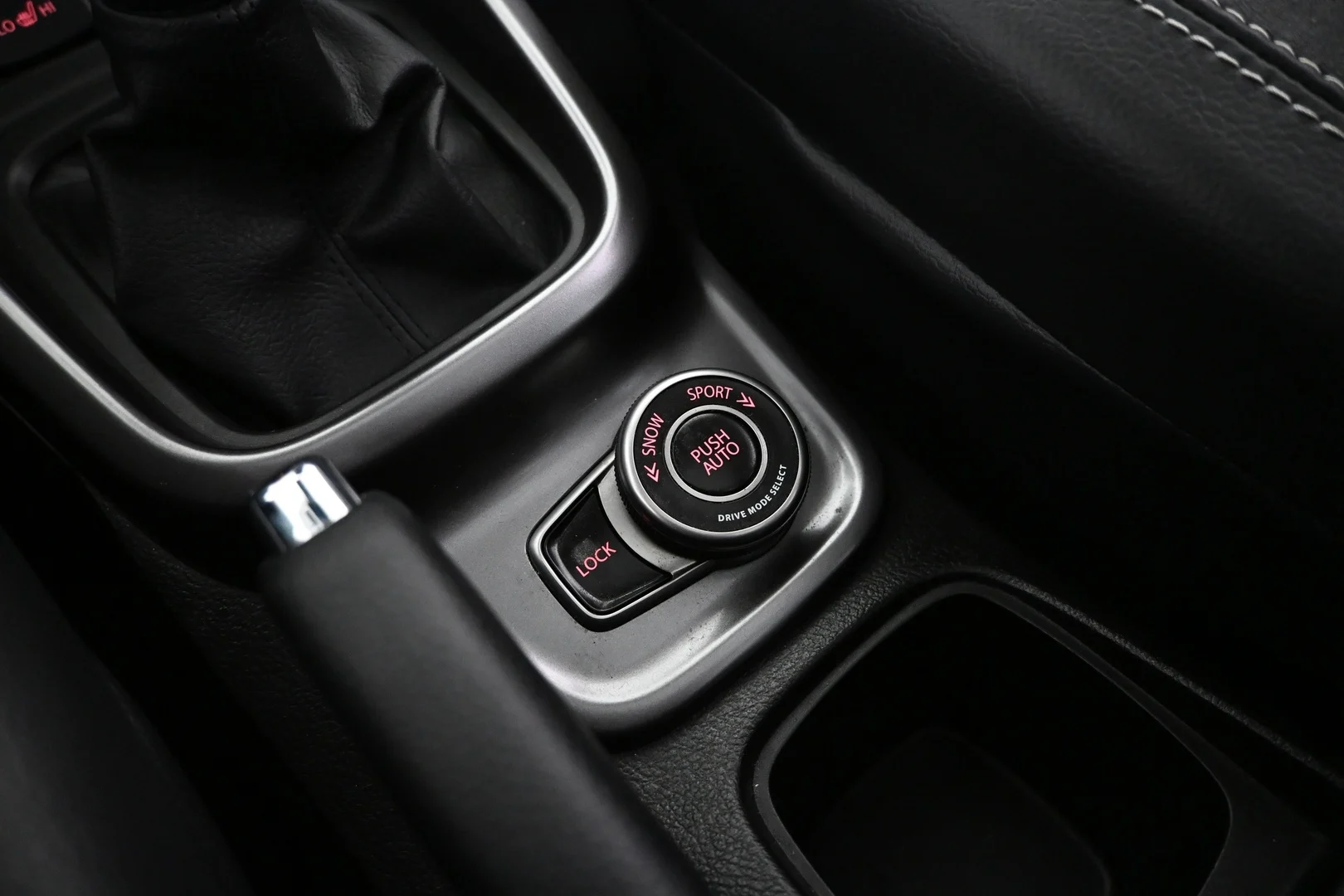 Car Image - 393NHazMXLg35TceCa4sGV