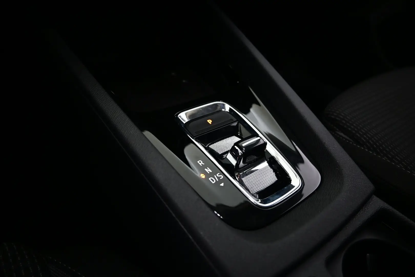 Car Image - 3uVMtxJLzb5wDMudNg5px9