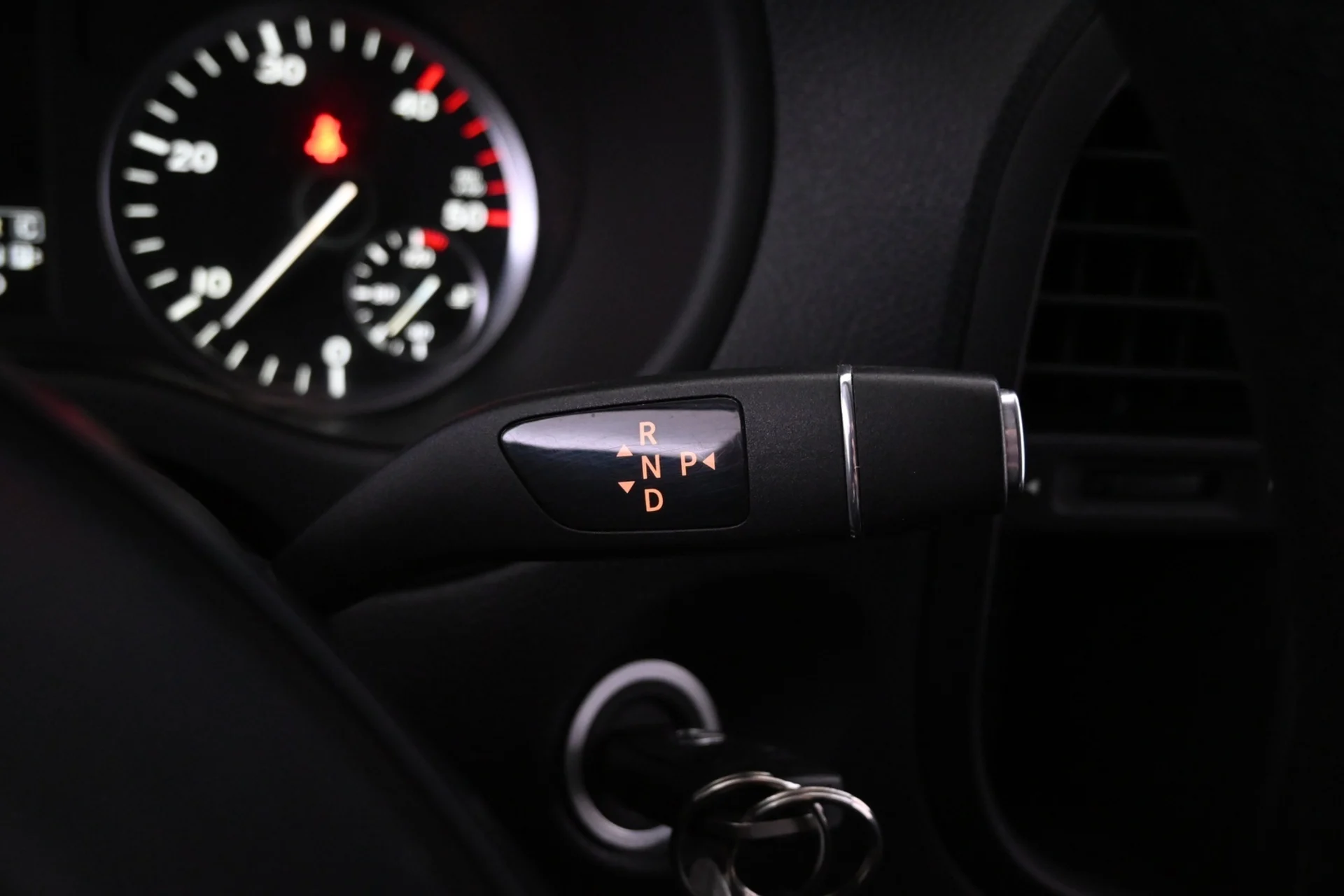 Car Image - 1RsZICwXr0TcdMGIeNj7sg