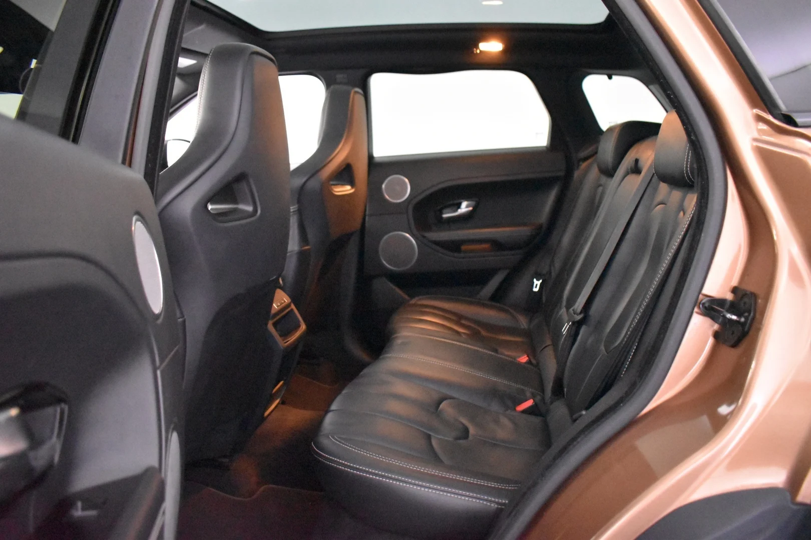 Car Image - 7BzNOxj4iDoCOnn36qCFZM