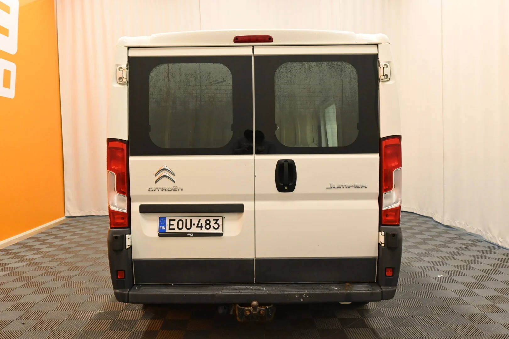 Car Image - r70oq0DdFb3lXrDsV44un