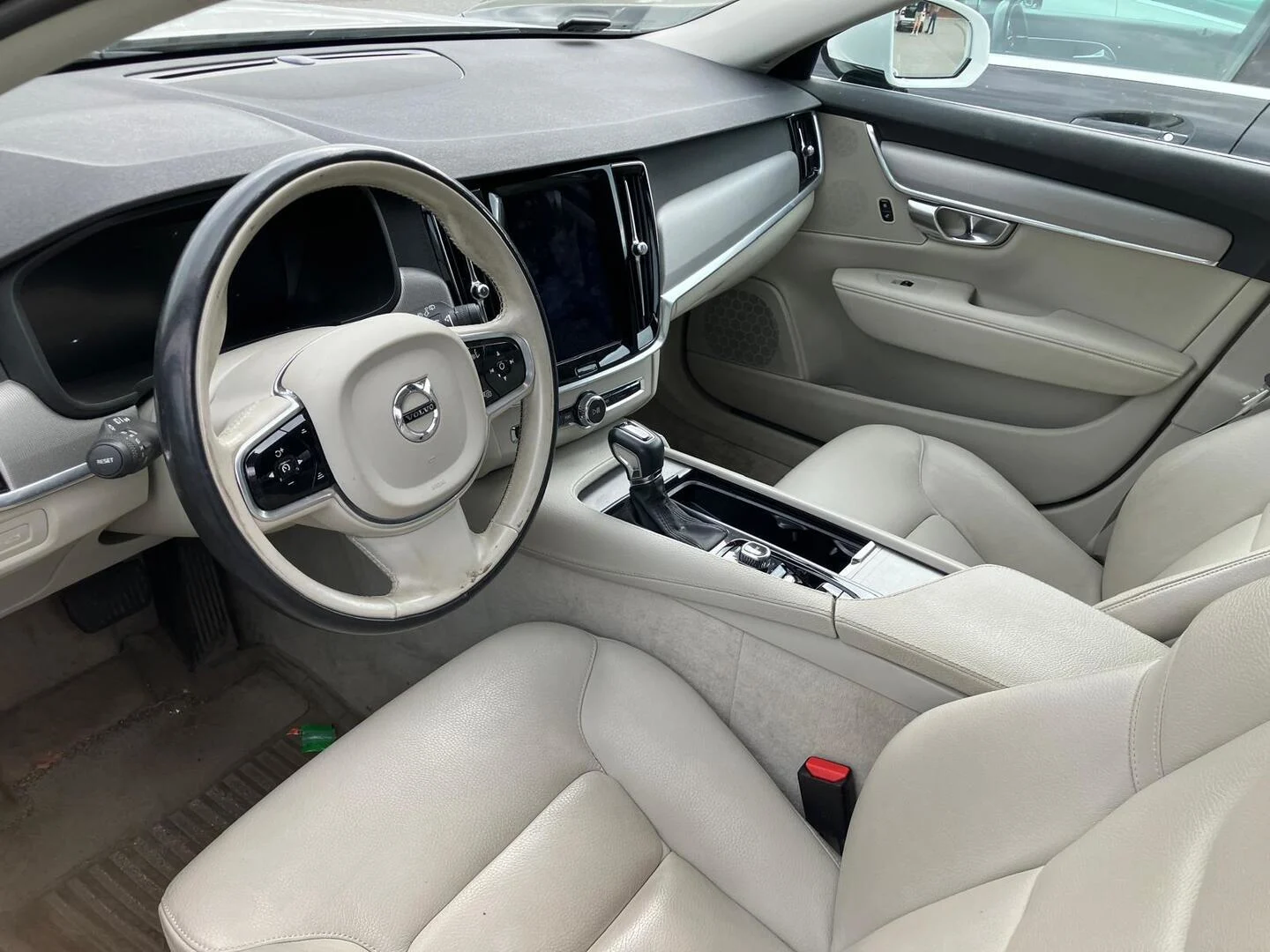Car Image - 6PUaDdefPwXTmOqqOW5Yt9