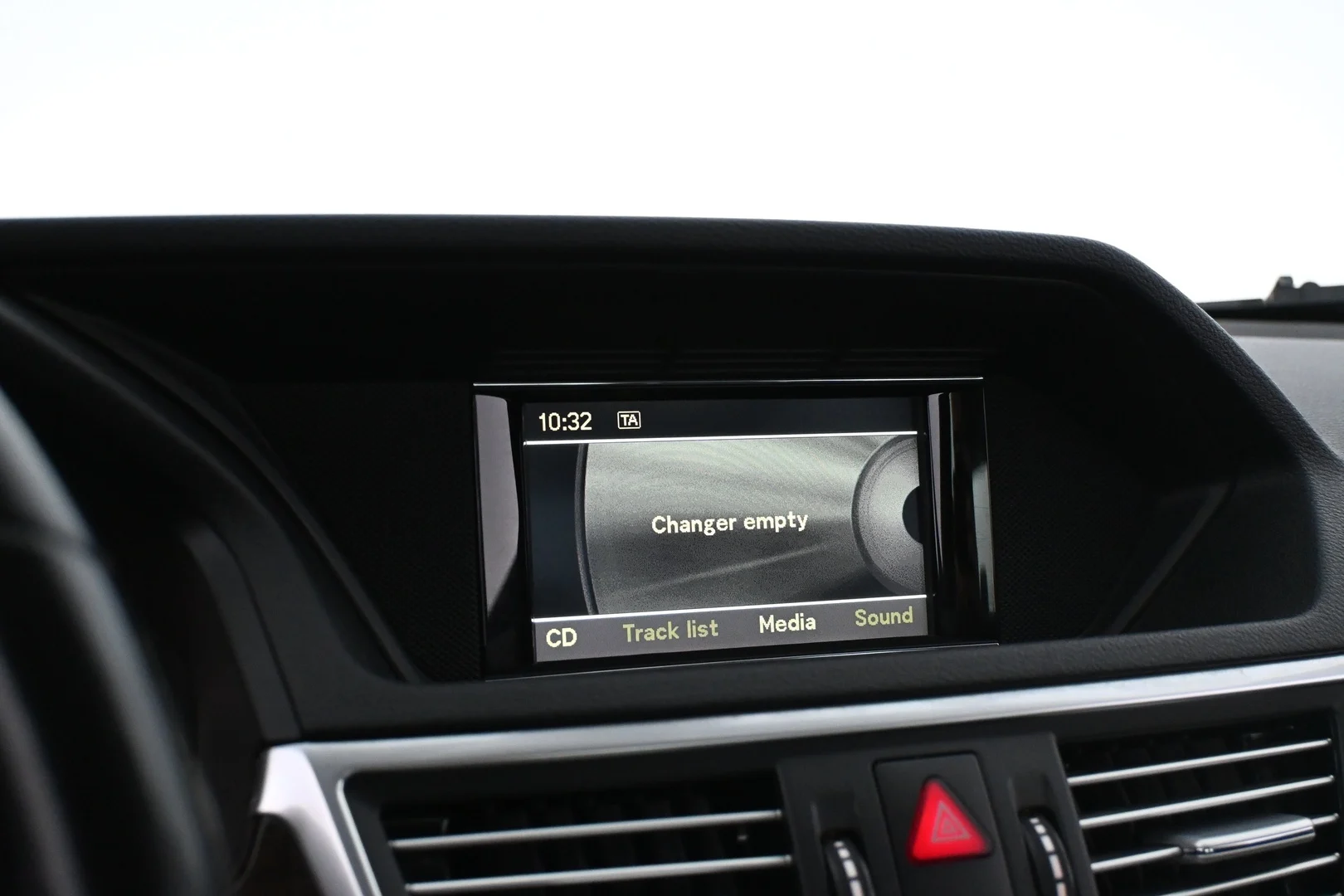 Car Image - 5iGvJ7ivN98qG8GP0Kz0sg