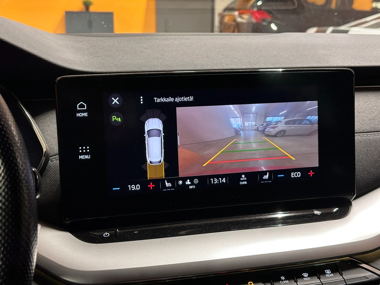 Car Image - 5pjcyyT5xoudpISLSug44V