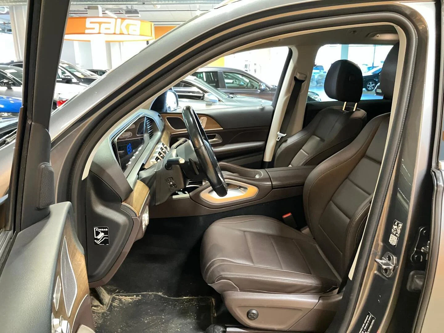Car Image - 6lC8itkmSqRW3TVwxOJDLk