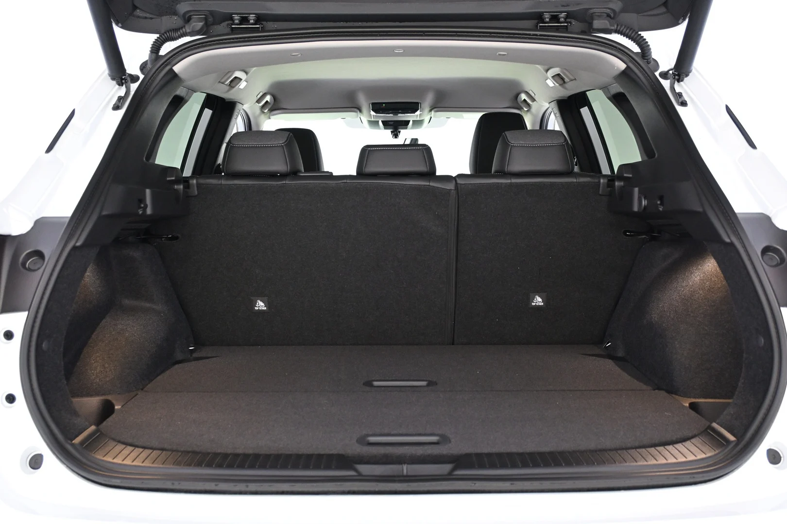 Car Image - 5P3guo9uMqwd5yNiPrmkiV