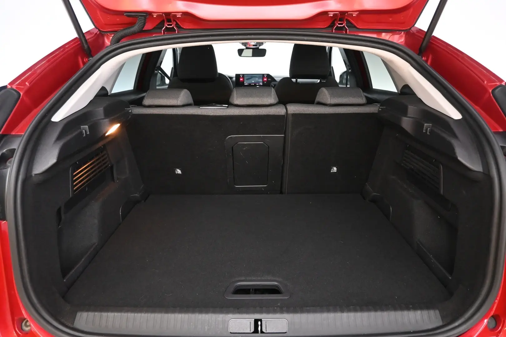 Car Image - 6nxhXjsJUj2GJVV0MPlGuC