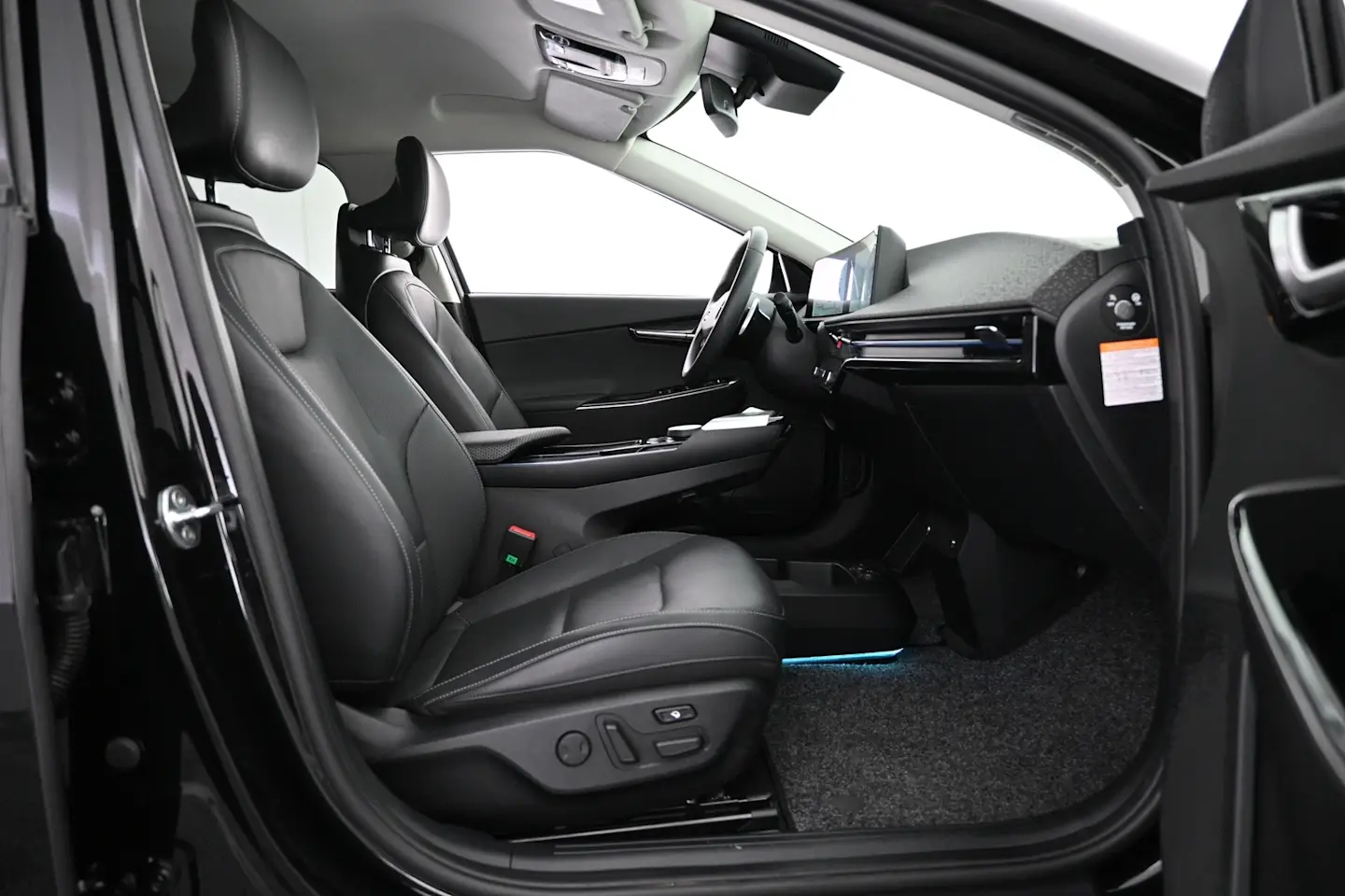 Car Image - 44FQNQpgYPIhMll34QDOgN