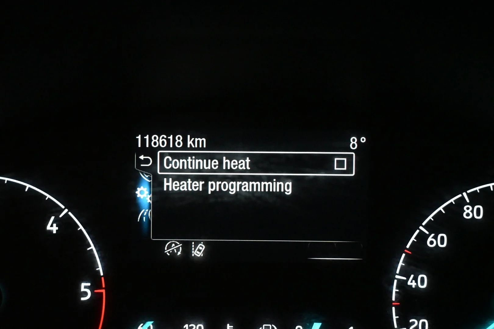 Car Image - 3giTBgWflIJ4Bz04cejvxQ