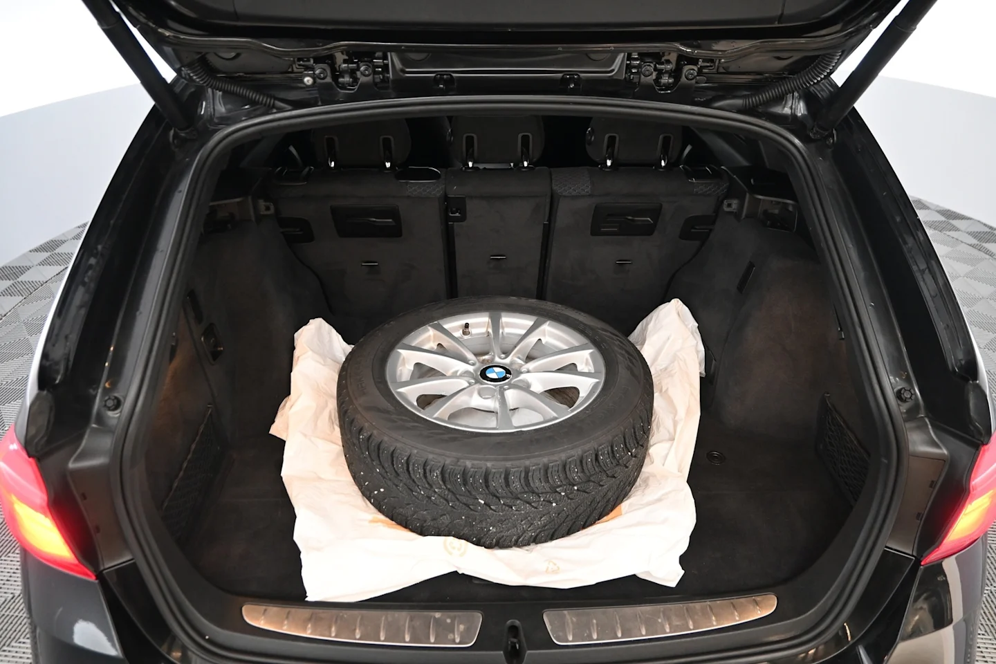 Car Image - 3yFtG3u9yA1alsbTQUdUP4