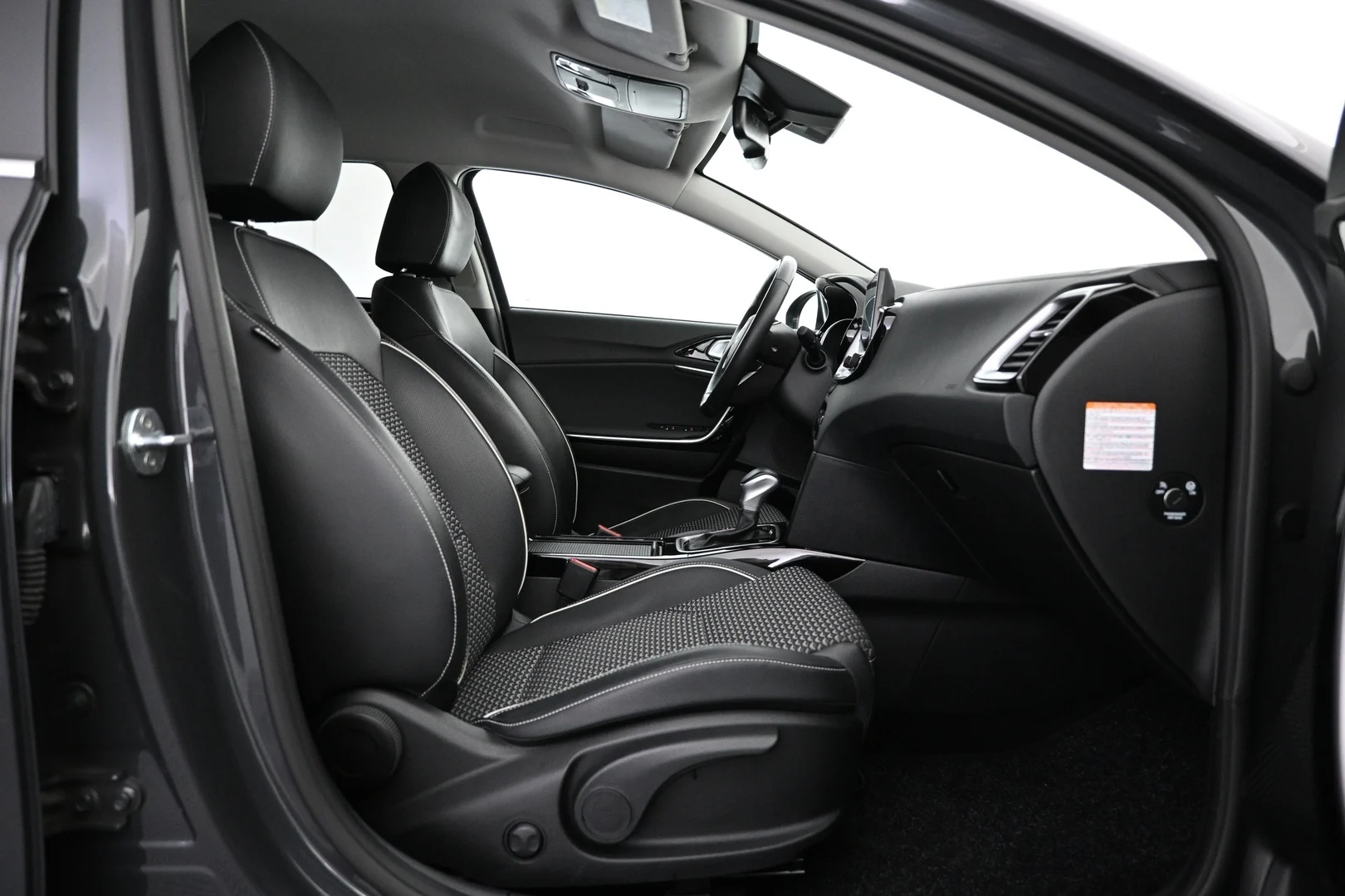 Car Image - 3ycRovPdYTuc25cEYDM8FA