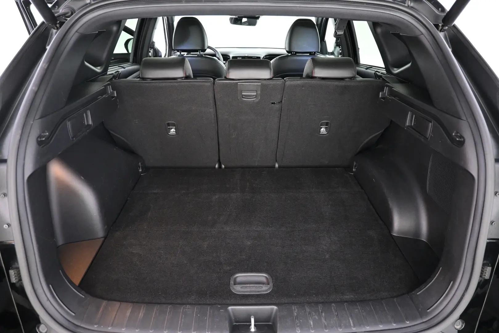 Car Image - rNtrS9iOowfNcSBsxIn6m
