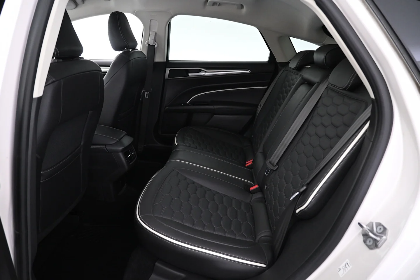 Car Image - 58oiFf7qle9RWXfKwFciJm