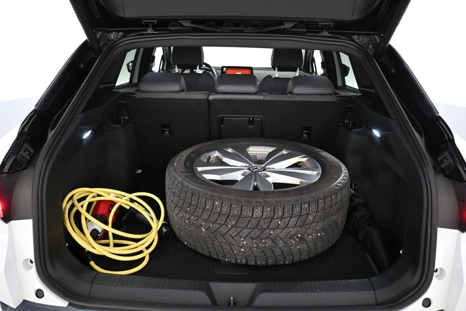 Car Image - SD6eHJlmQxi8uqlStxmYO