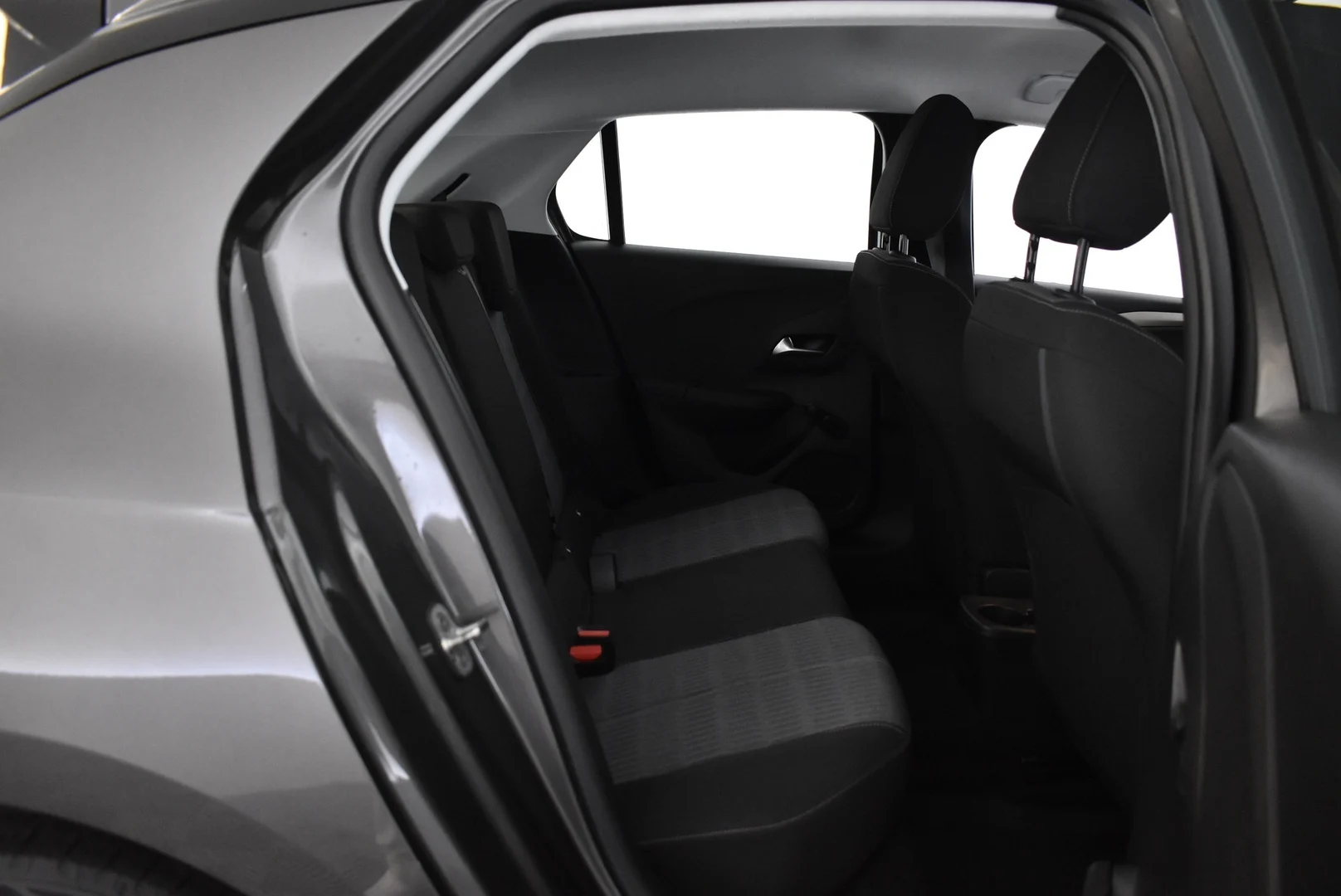 Car Image - 46bMeMxqcTBel0rkAE4cMX
