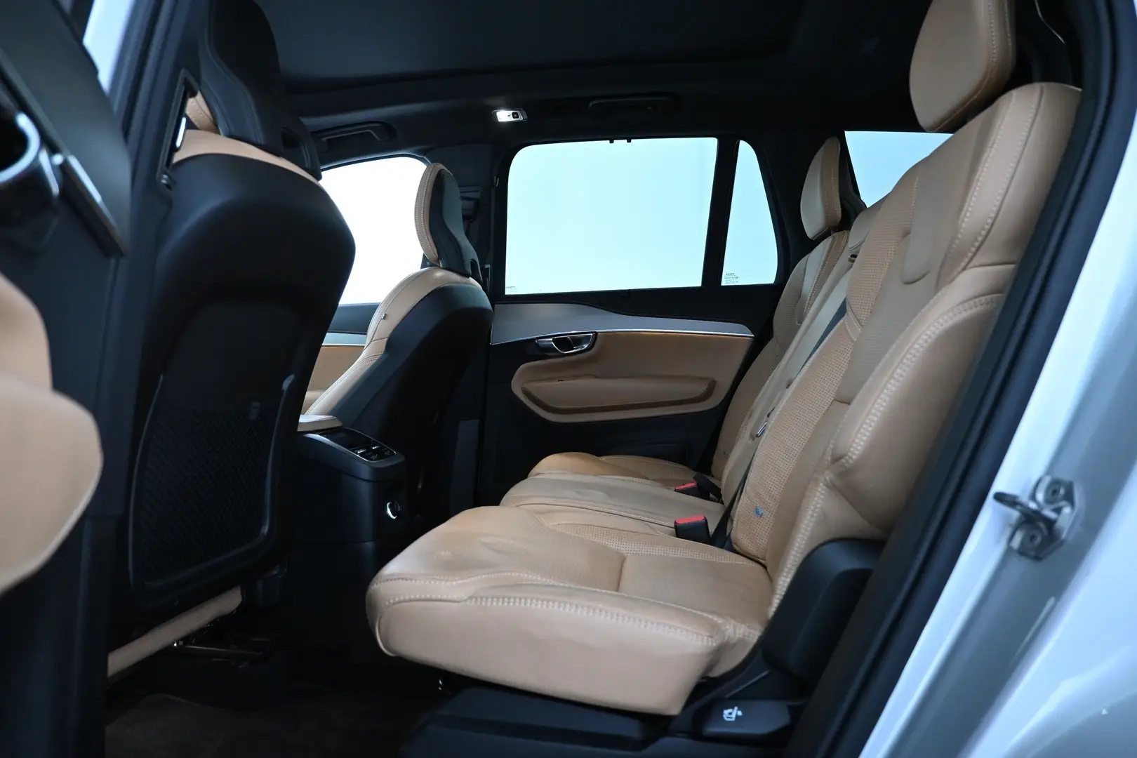Car Image - 19zZaKWi3M9TXzytonXypY
