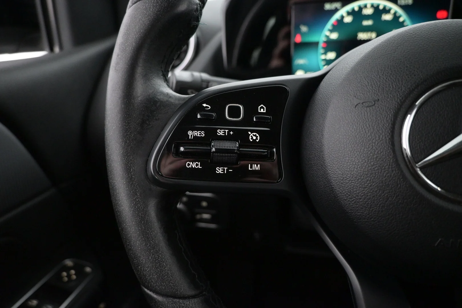 Car Image - 2XsBMLDsHuunN0Ii5bFRpf