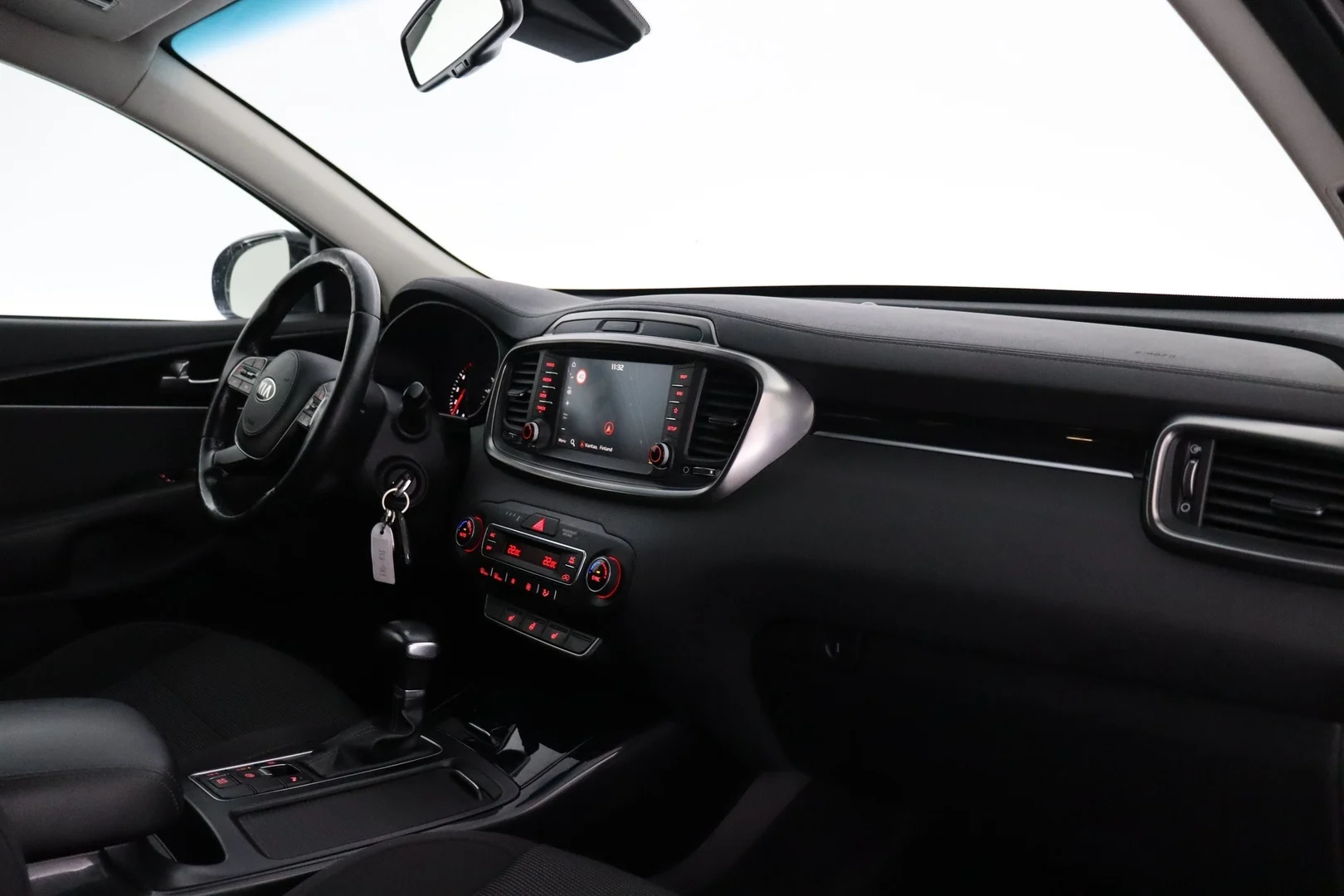 Car Image - 3xN2OIvzRXBdMrvvrc1oC6