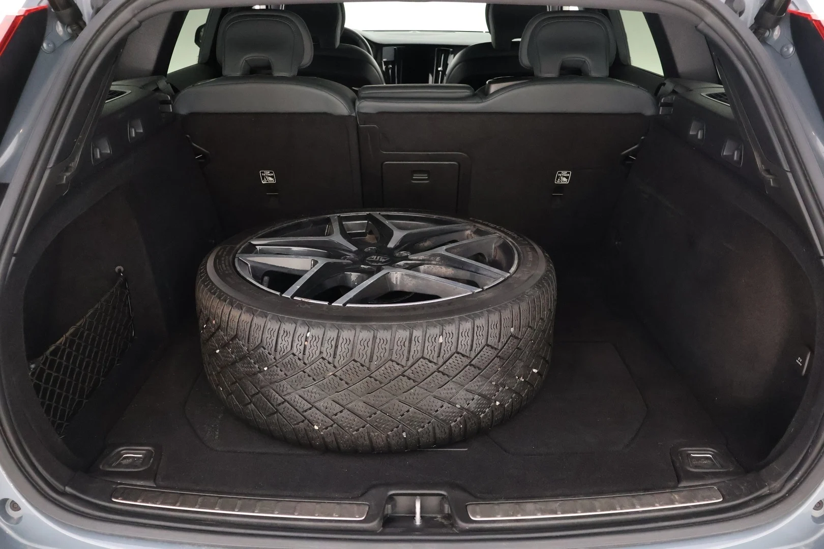 Car Image - 1BXRJwdY1mYfI5W83NgQkr