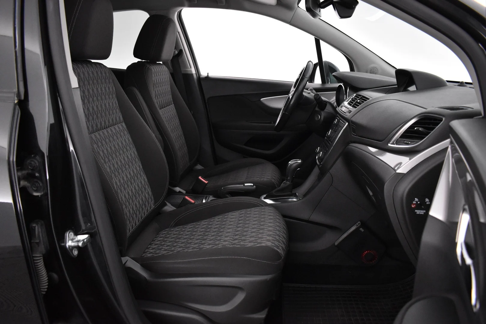 Car Image - 5ZixtYu4hYCMrUd88LiMX5
