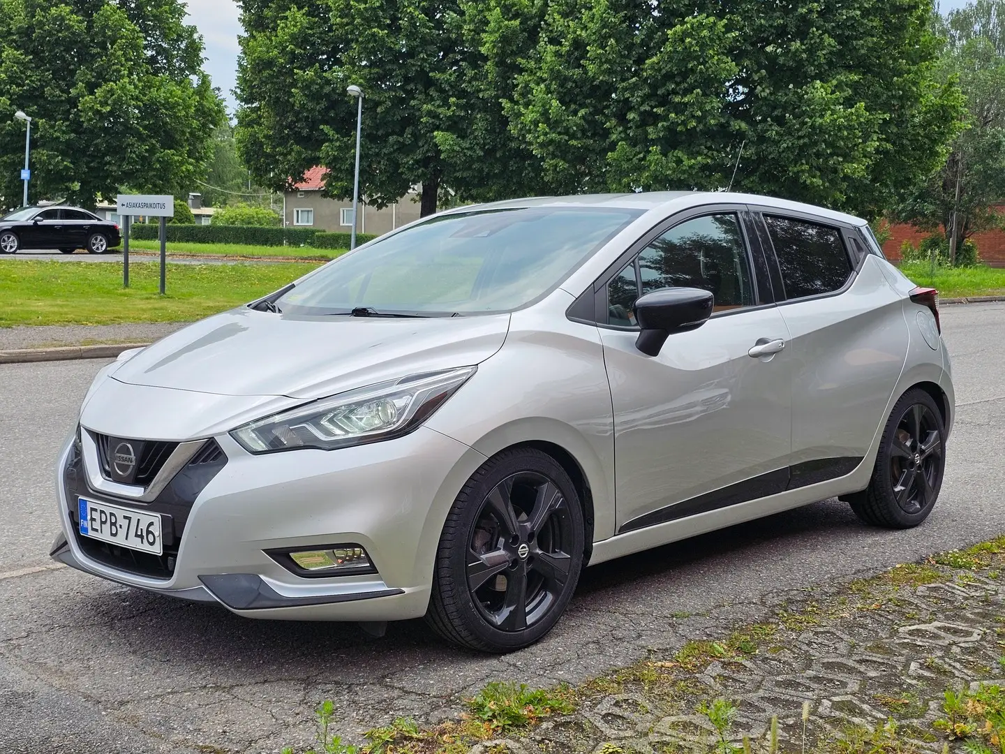 Car Image - 69BDIVJZiUCCIbjfptq7mb