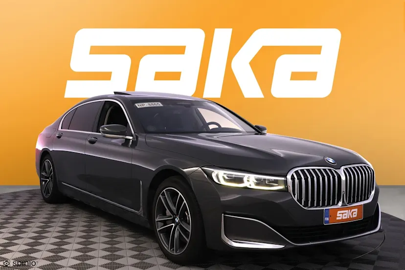 BMW 745