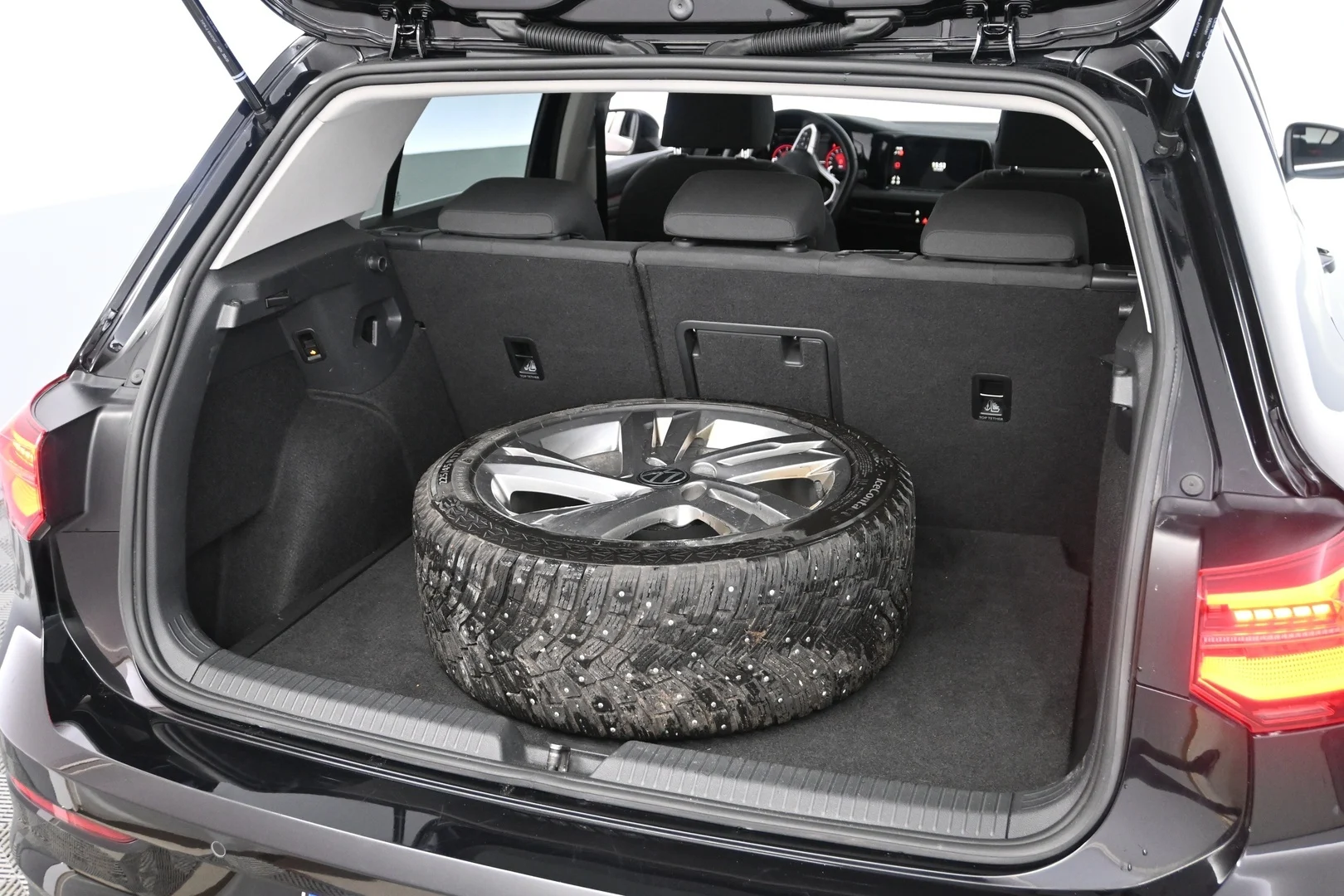 Car Image - 7gvloHzrFjMWZfaqs0hXGm