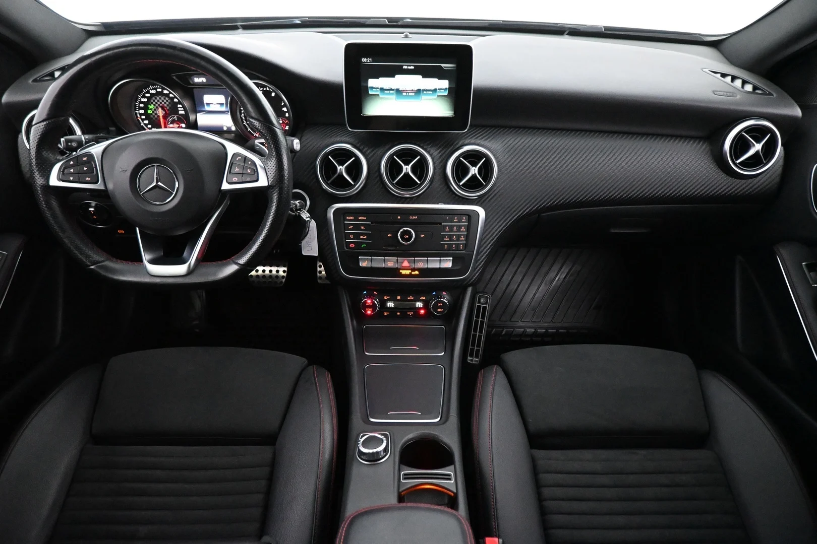 Car Image - 76az3h12EEdLlUJcjmnWOs