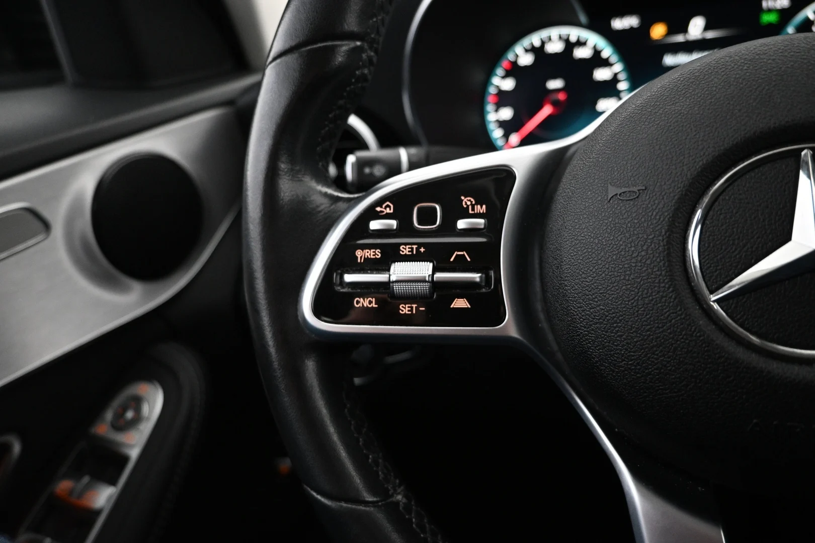 Car Image - 2l5jIZZMqGdARtvAuoLDzi