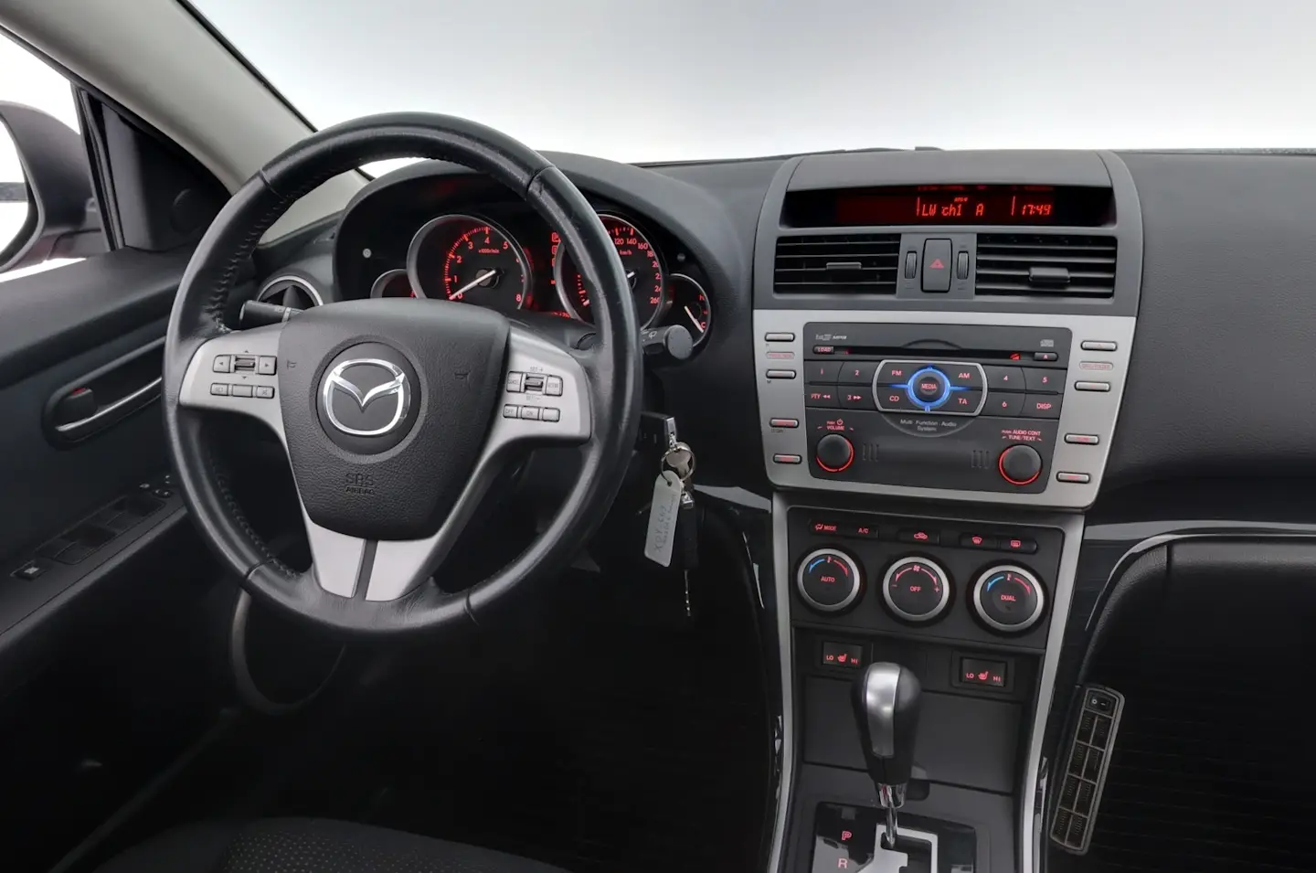 Car Image - 2fDMDo0DqeUfq2lViGBzrX