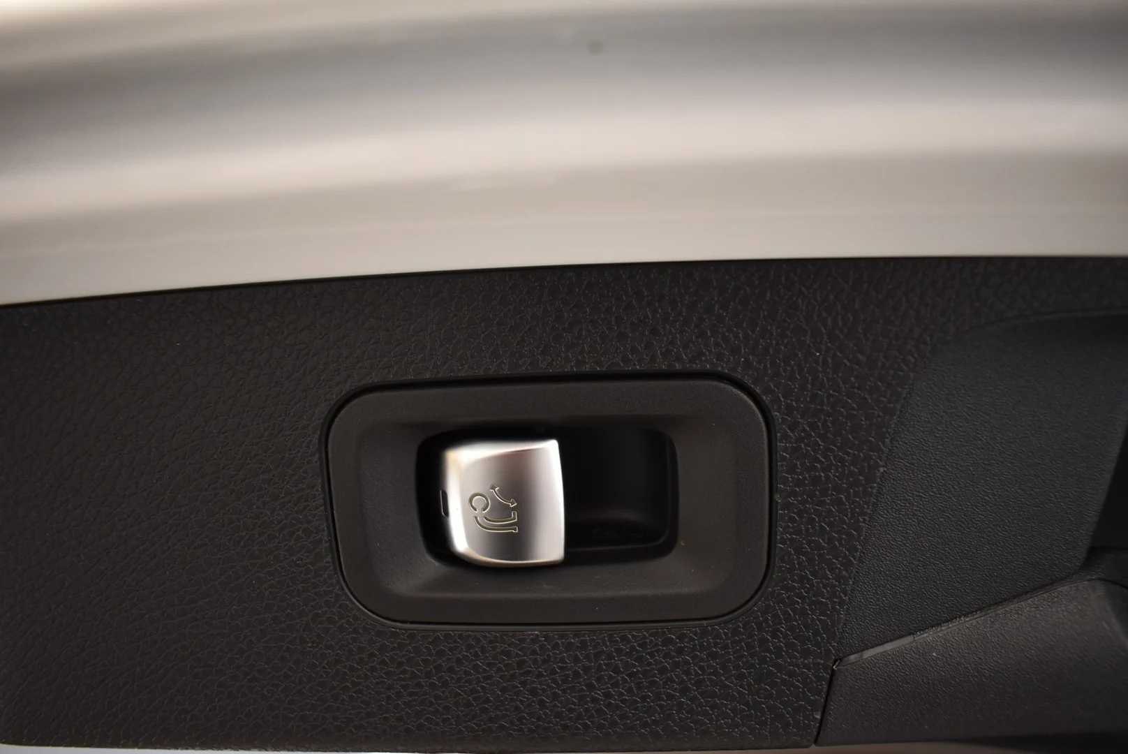 Car Image - iJMhamZOTvFu0K79sPJxm
