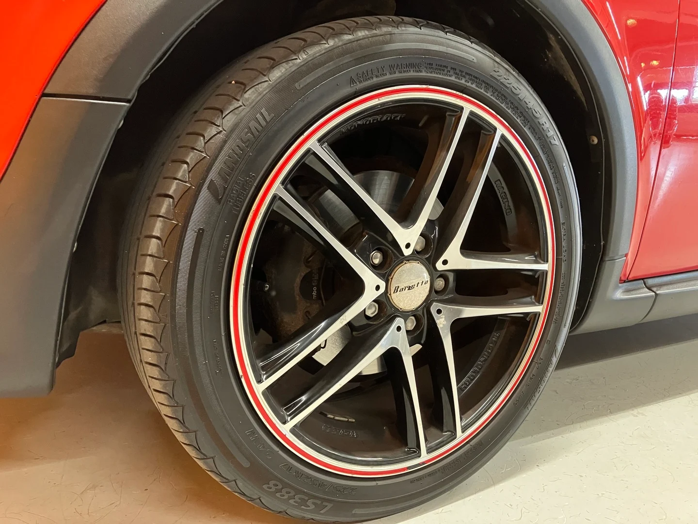 Car Image - 32y1E0eRJiNoVlpXdIOHmS