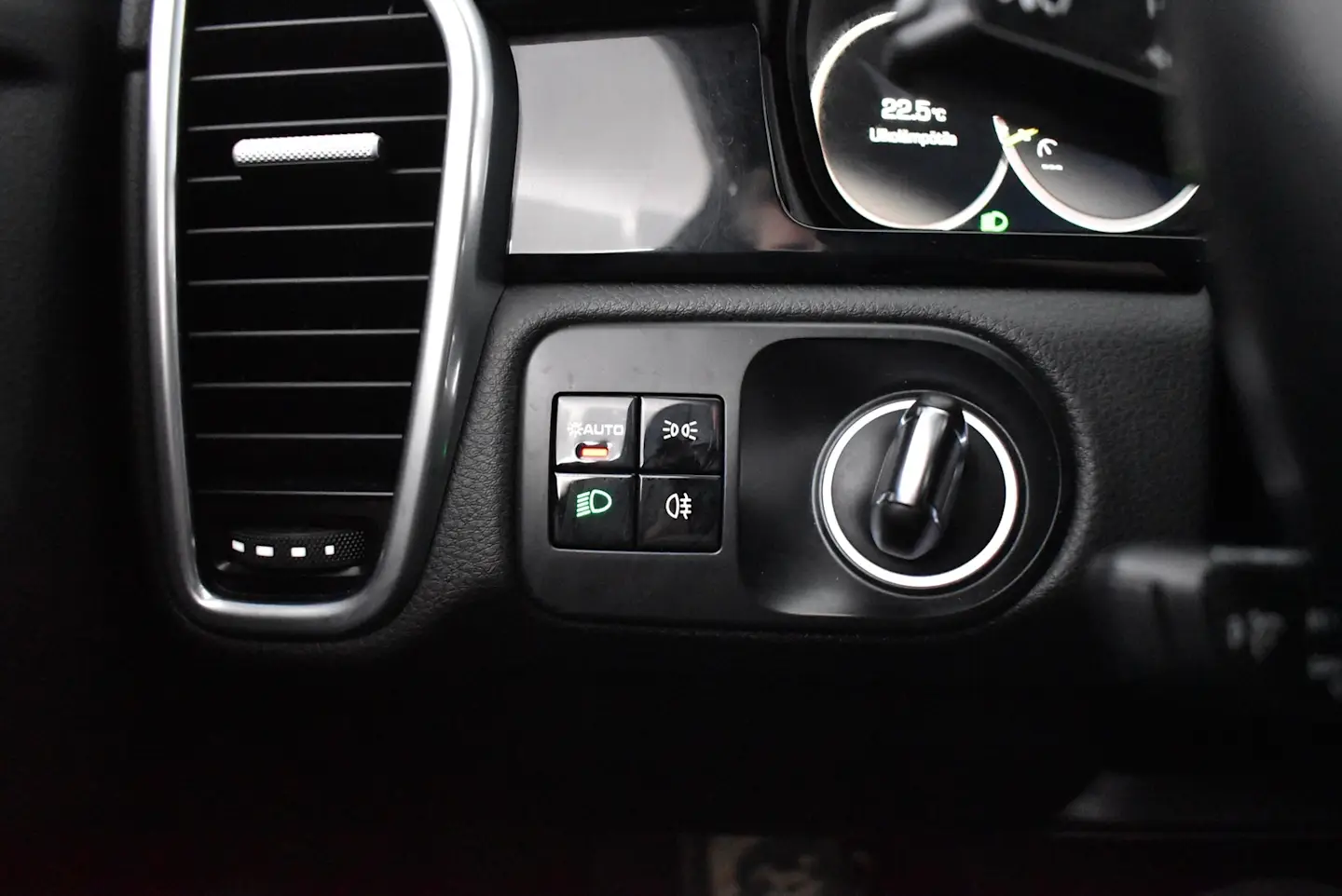 Car Image - OFViQaBzb7KNjGehXVQHg